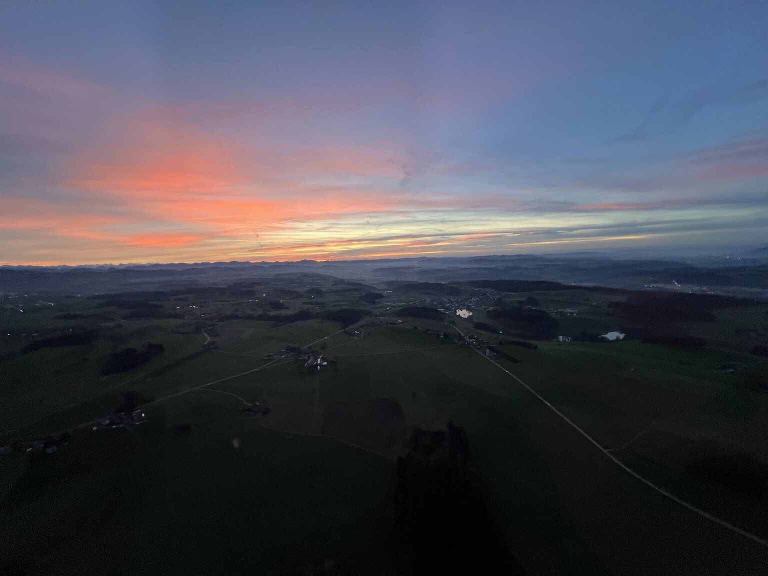Sonnenuntergang über der Landschaft